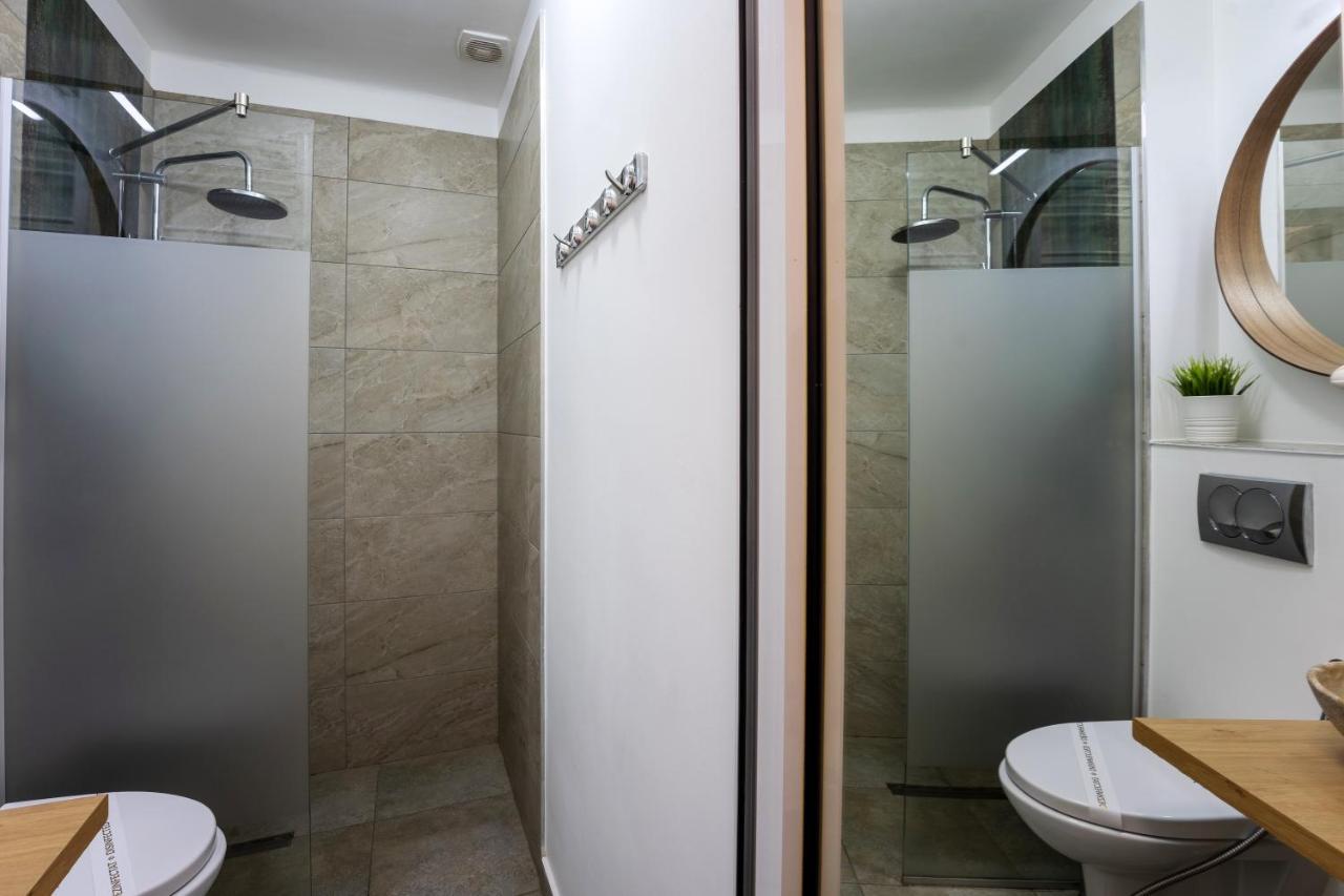 Metropole Apartments Studio City Бухарест Екстер'єр фото