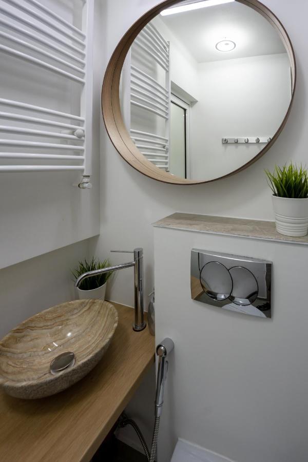 Metropole Apartments Studio City Бухарест Екстер'єр фото