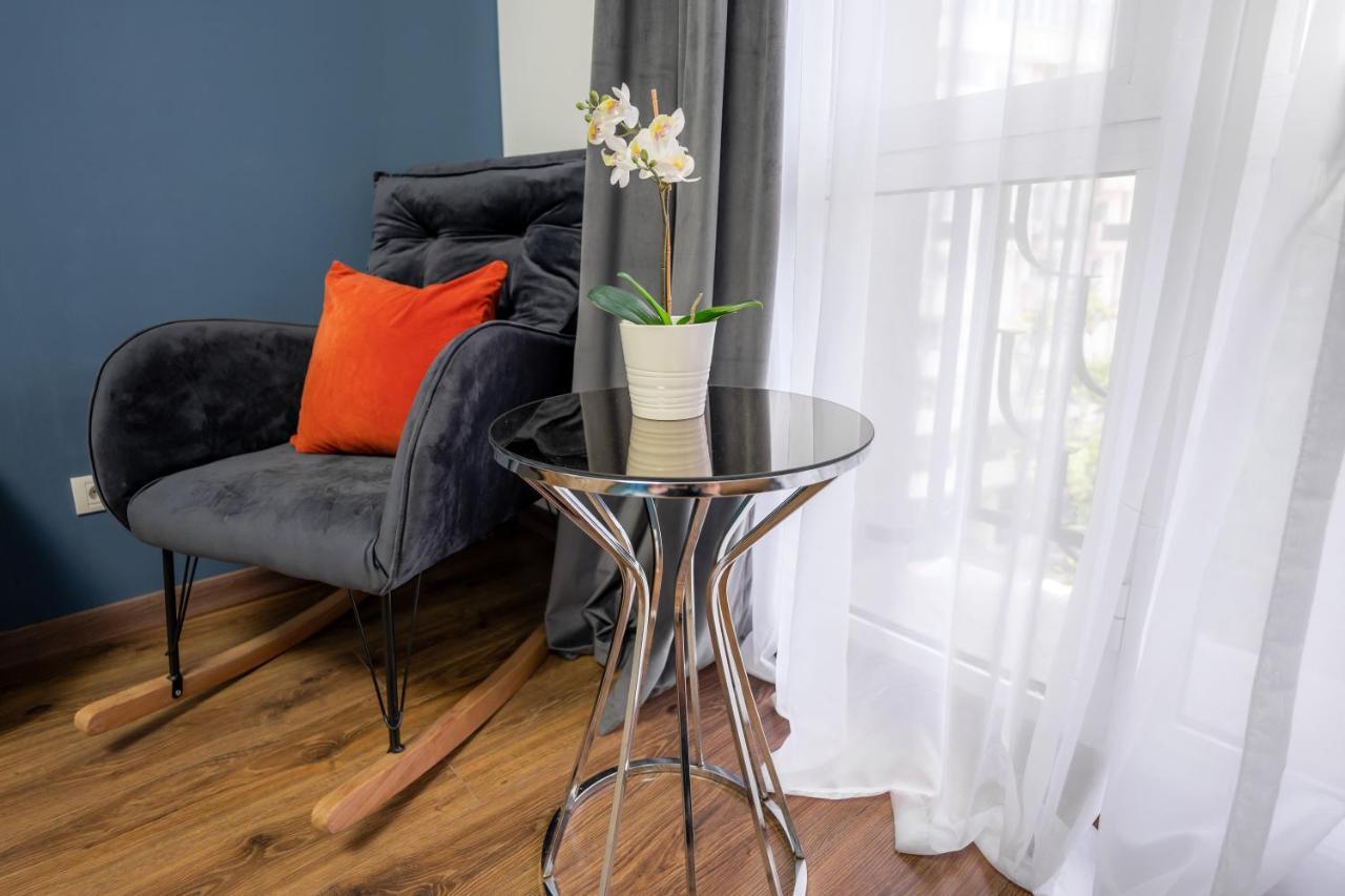 Metropole Apartments Studio City Бухарест Екстер'єр фото